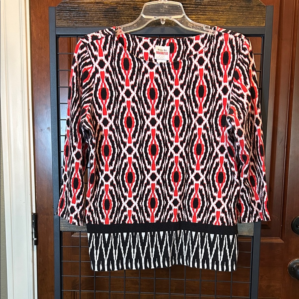 Ruby Rd Favorites Red/Orange and Black Geometric Blouse   Size M sku#128